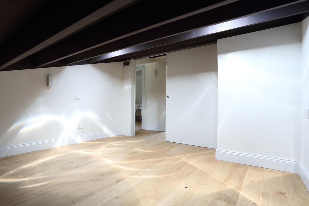 Apartaments Placa Del VI Girona Ngoại thất bức ảnh
